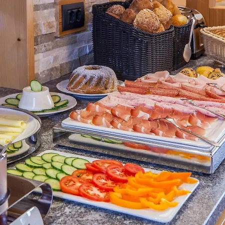 Garni Lanzinger Hotel